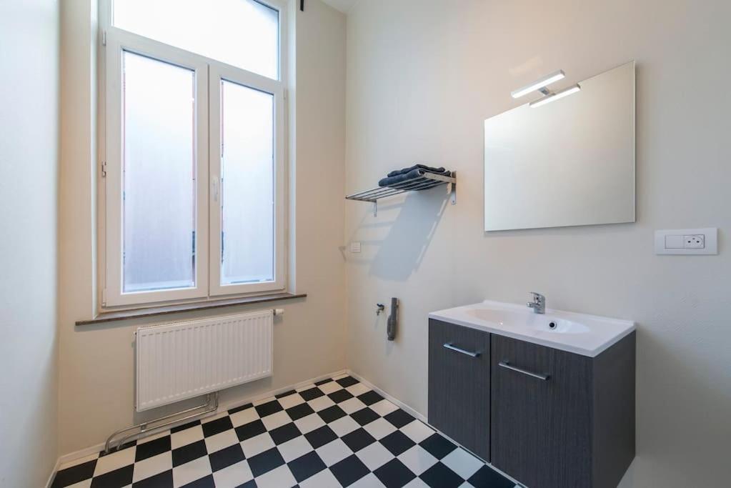 Joli Appartement 2 Chambres A Лиеж Екстериор снимка